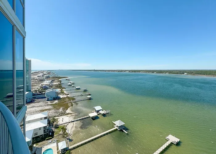 Lagoon Tower 1502 Holiday home *